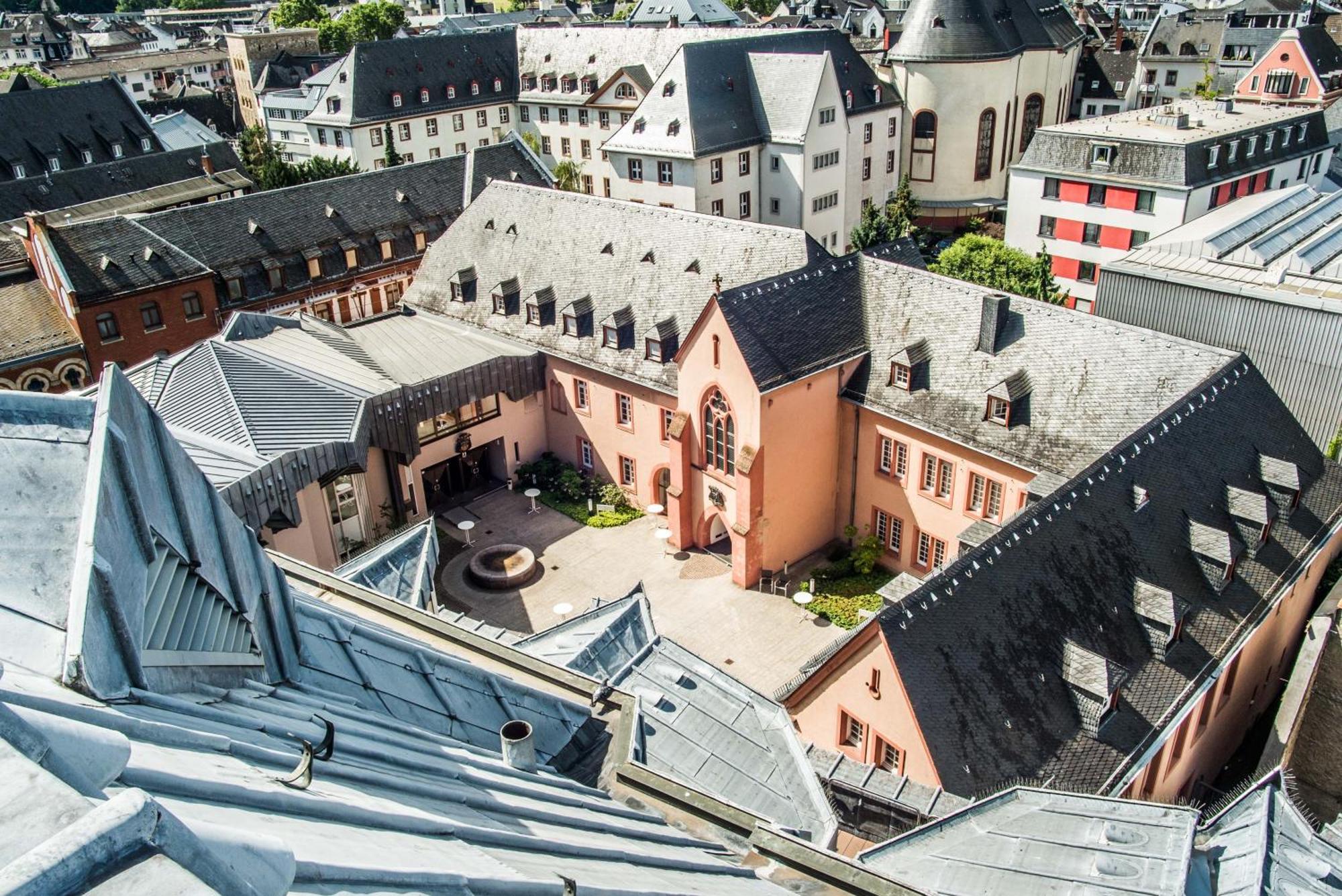 Erbacher Hof, Bistum Mainz Exterior photo
